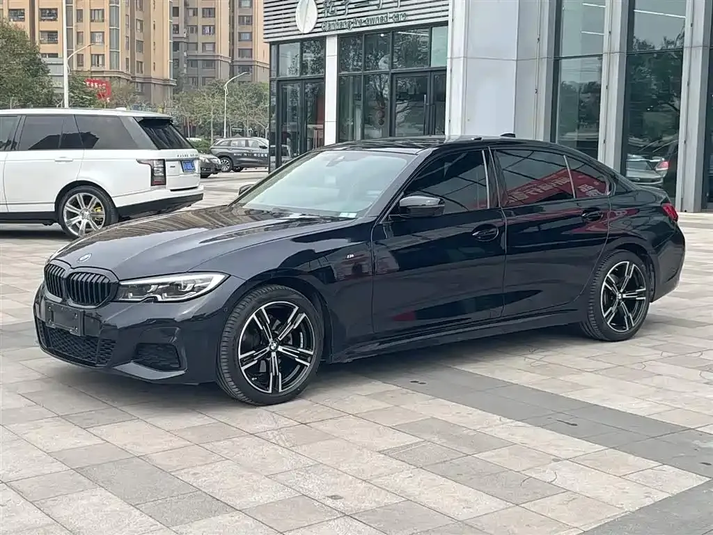 BMW 3 Series — фото 1