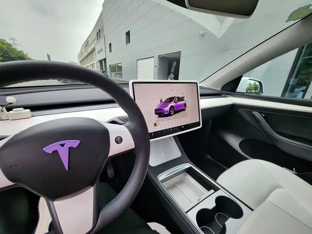 Tesla Model Y 2024 из CN, фото 4
