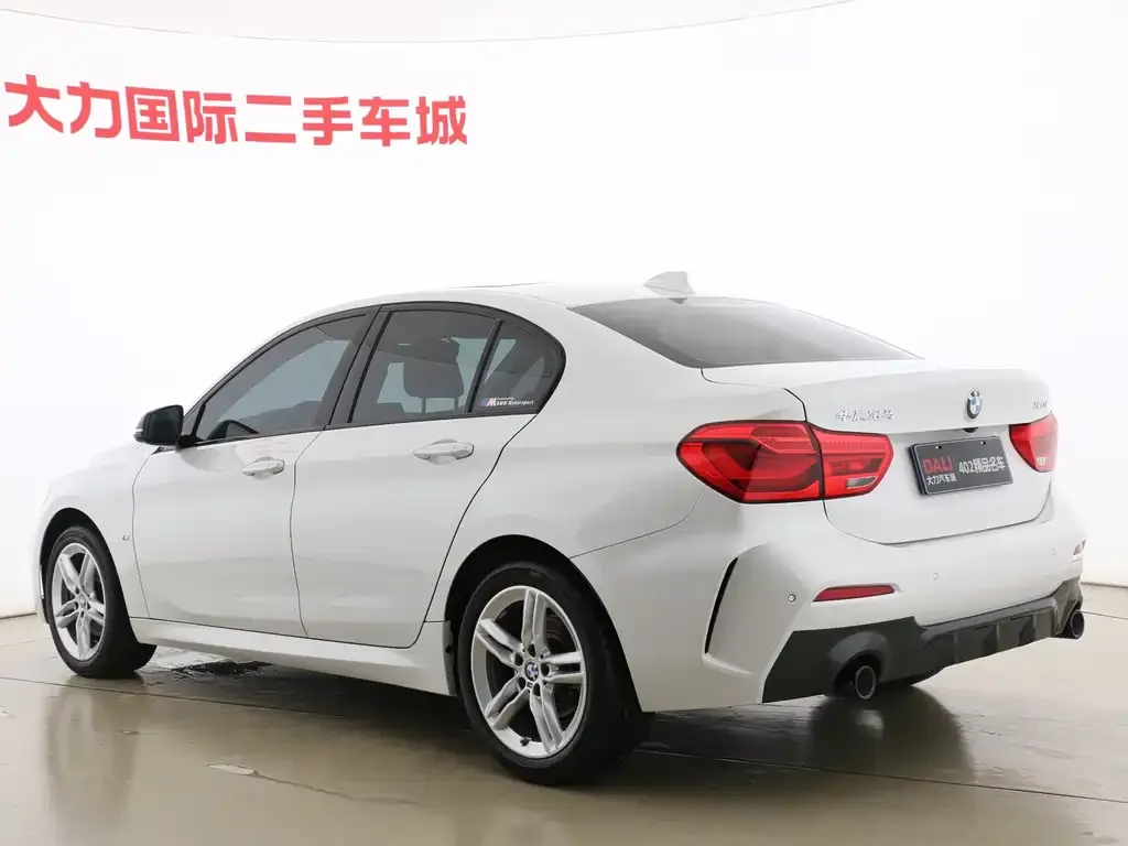 BMW 1 Series 2021 из CN, фото 8