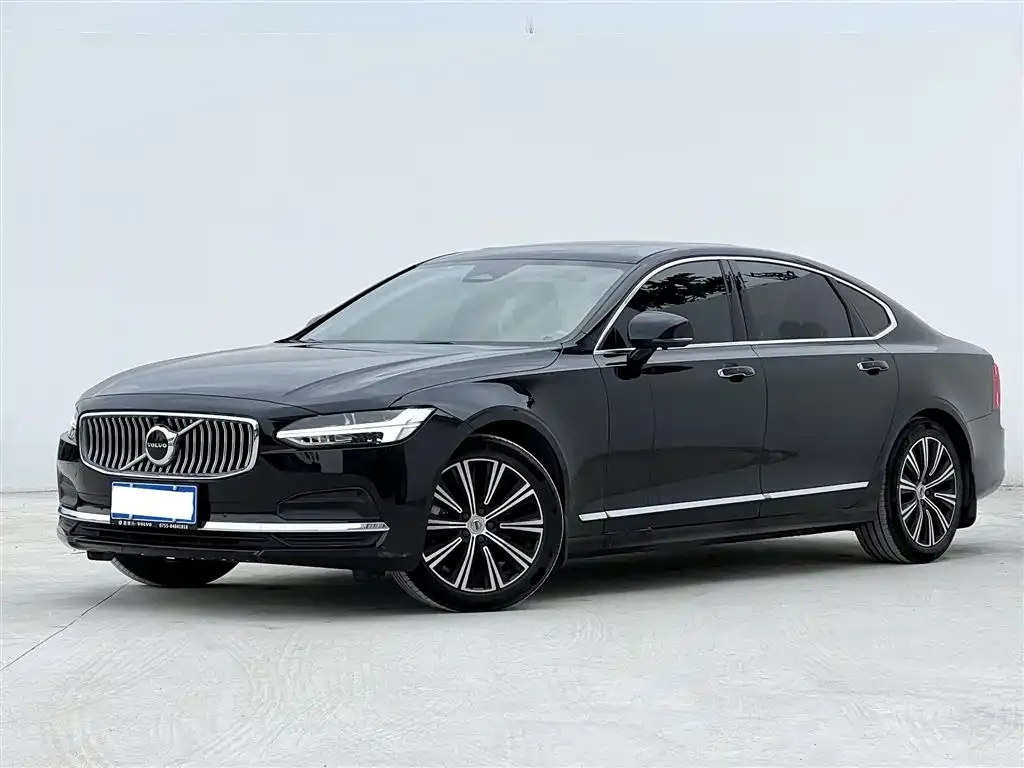 Volvo S90 — фото 1