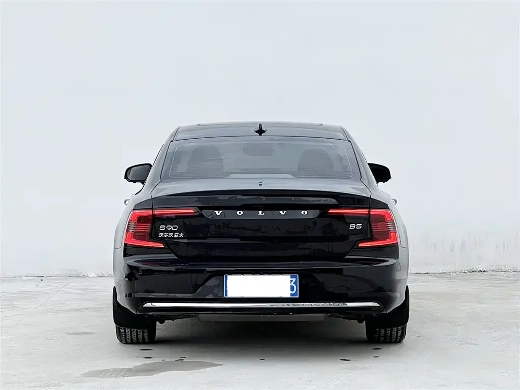 Volvo S90 — фото 9