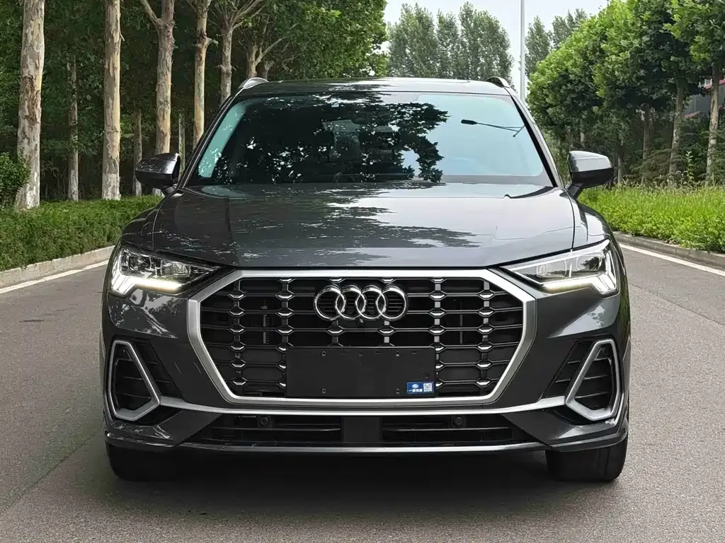 Audi Q3 — фото 8
