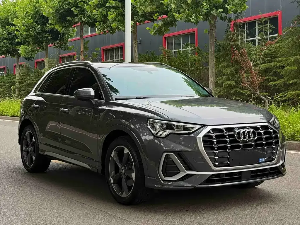 Audi Q3 — фото 7