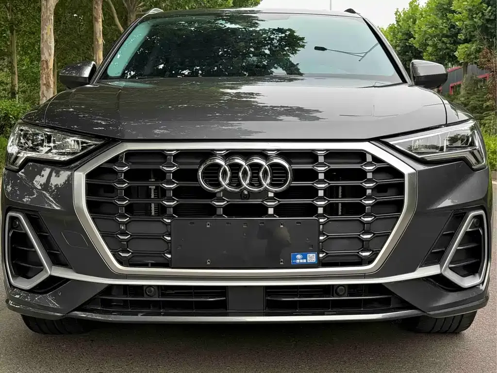 Audi Q3 — фото 4