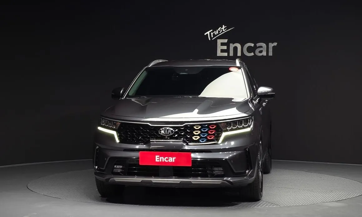 Kia Sorento — фото 10