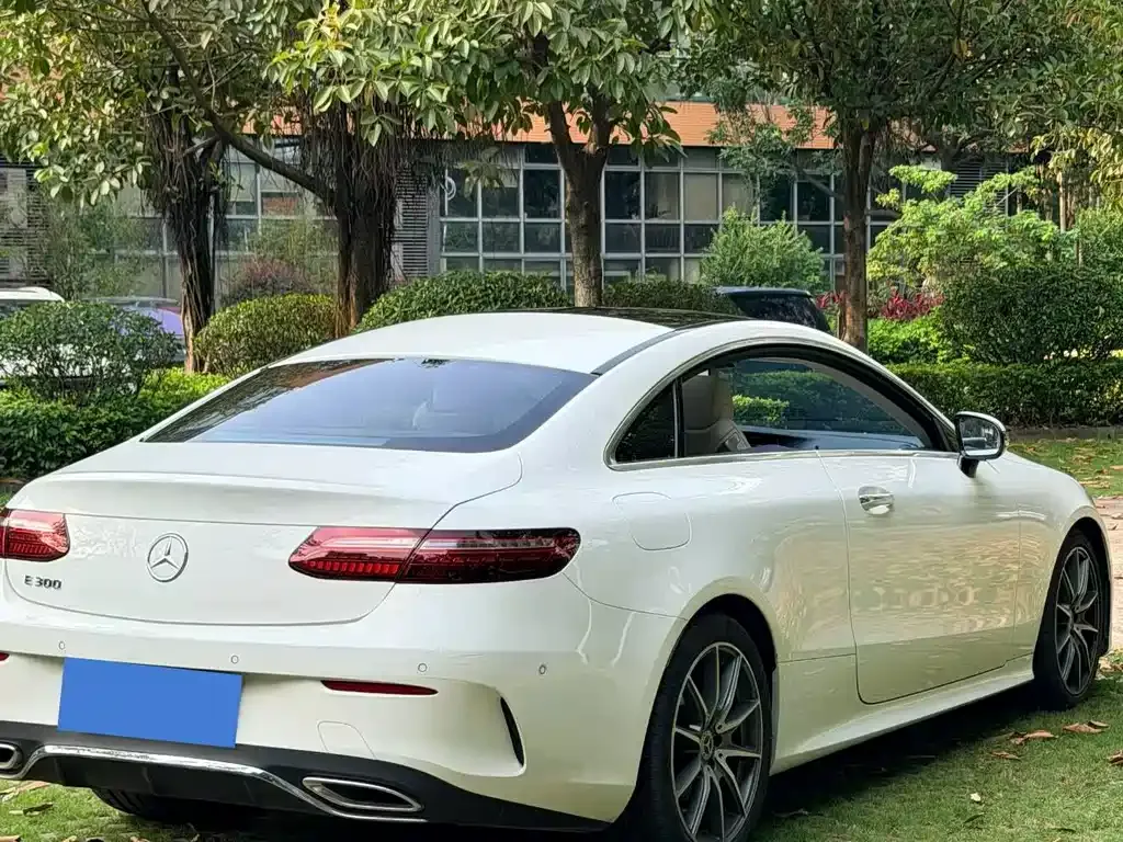 Mercedes-Benz E-Class (Import) — фото 3