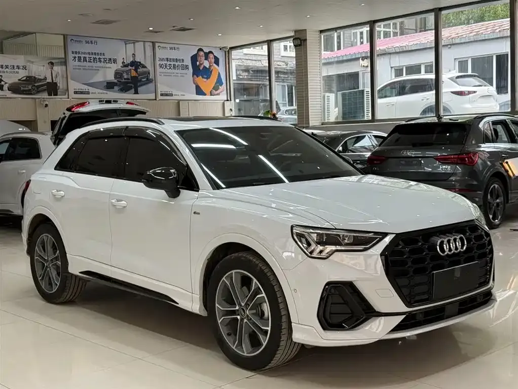 Audi Q3 — фото 7