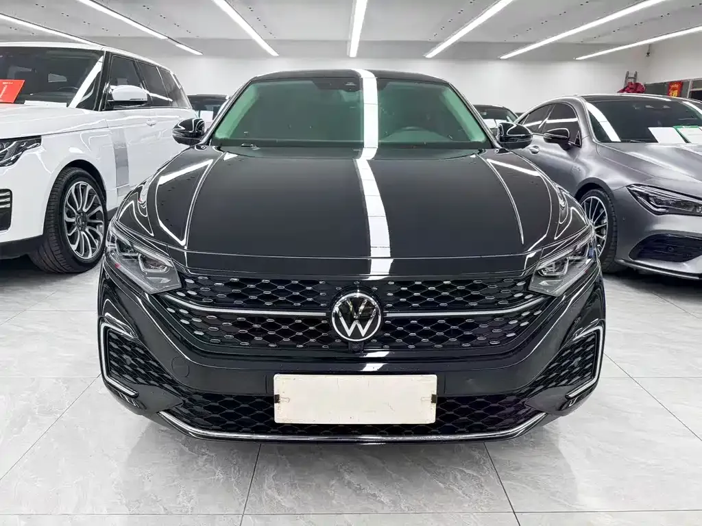 Volkswagen Passat — фото 6