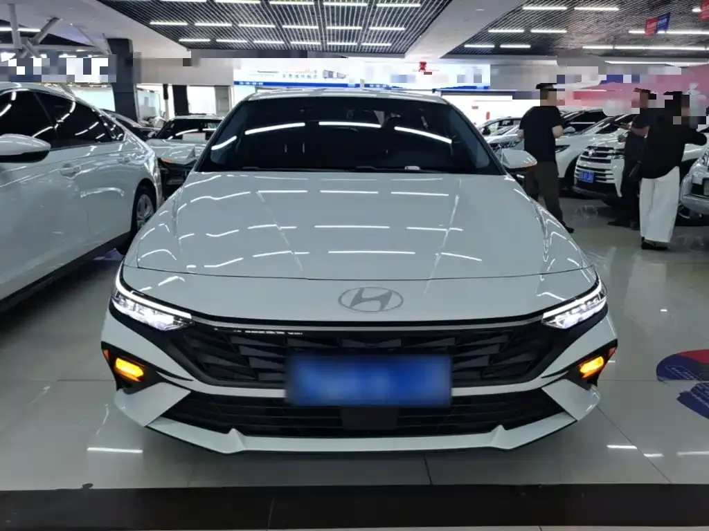 Hyundai Elantra 2024 из CN, фото 6