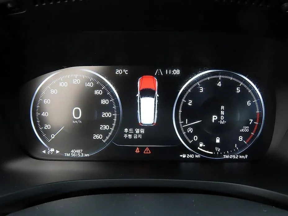 Volvo V60 2022 из KR, фото 6