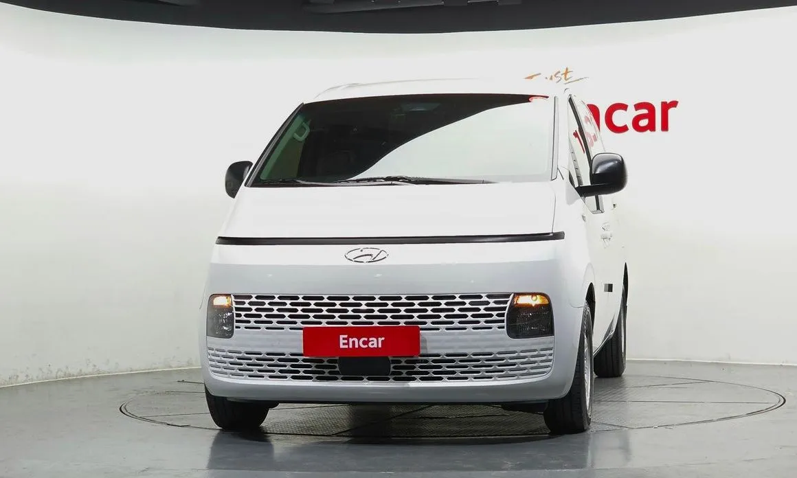 Hyundai Staria 2022 из KR, фото 2