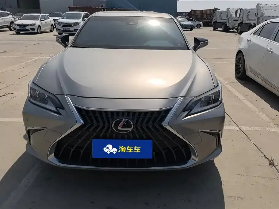 Lexus ES — фото 3