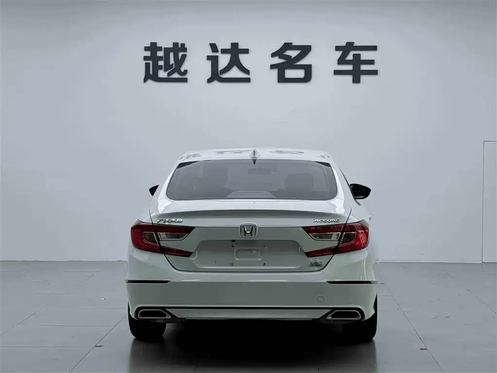 Honda Accord — фото 4
