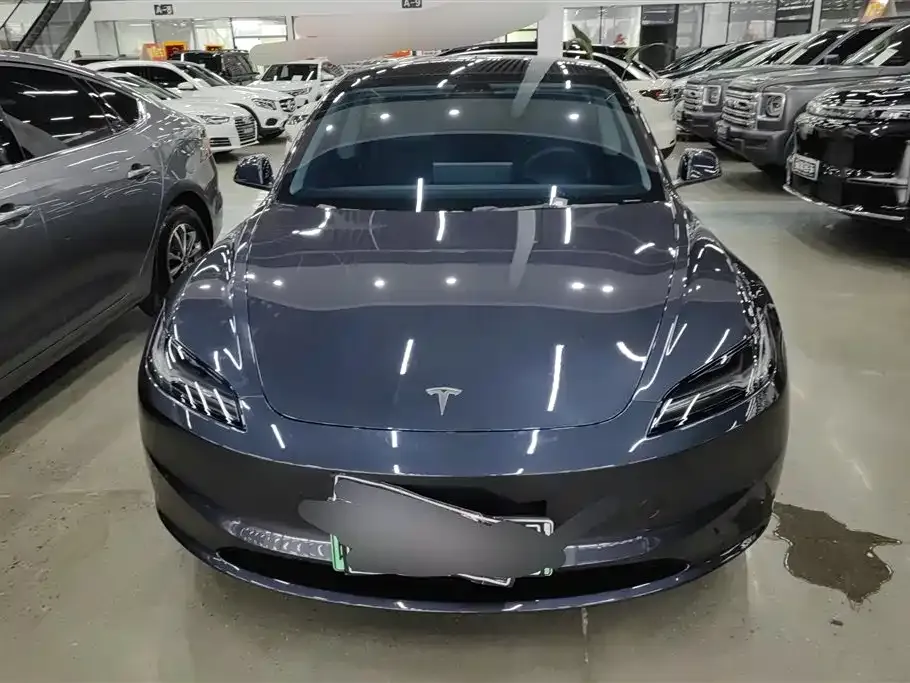 Tesla Model 3 — фото 5