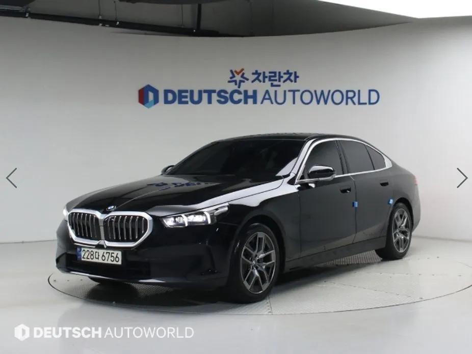 BMW 5-Series