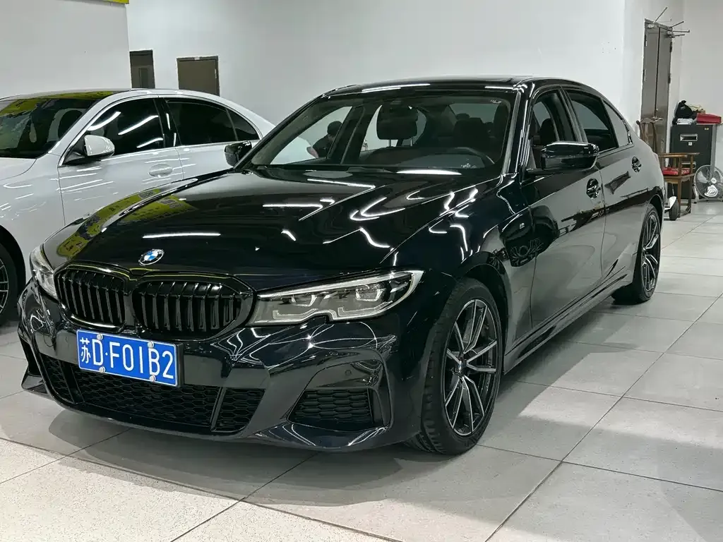 BMW 3 Series — фото 1