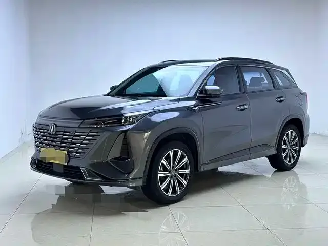 Changan CS75PLUS — фото 1