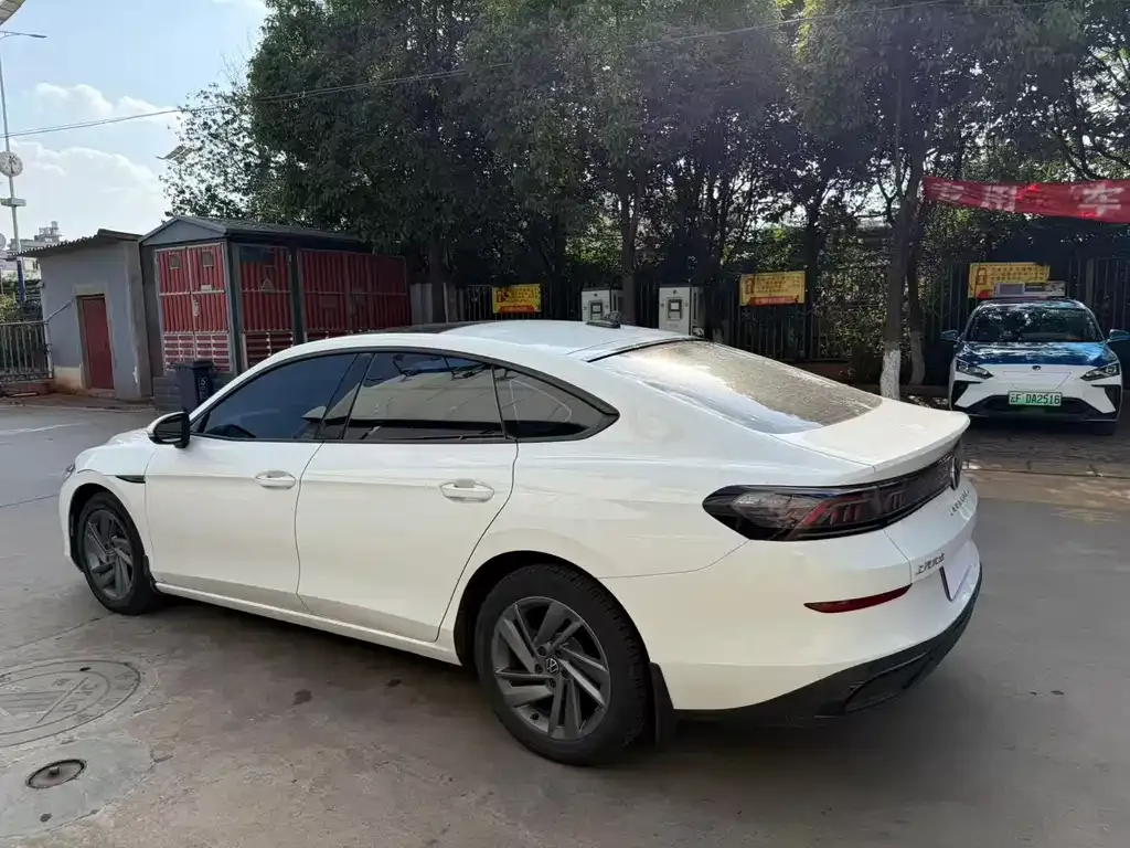 Volkswagen Lamando 2023 из CN, фото 8