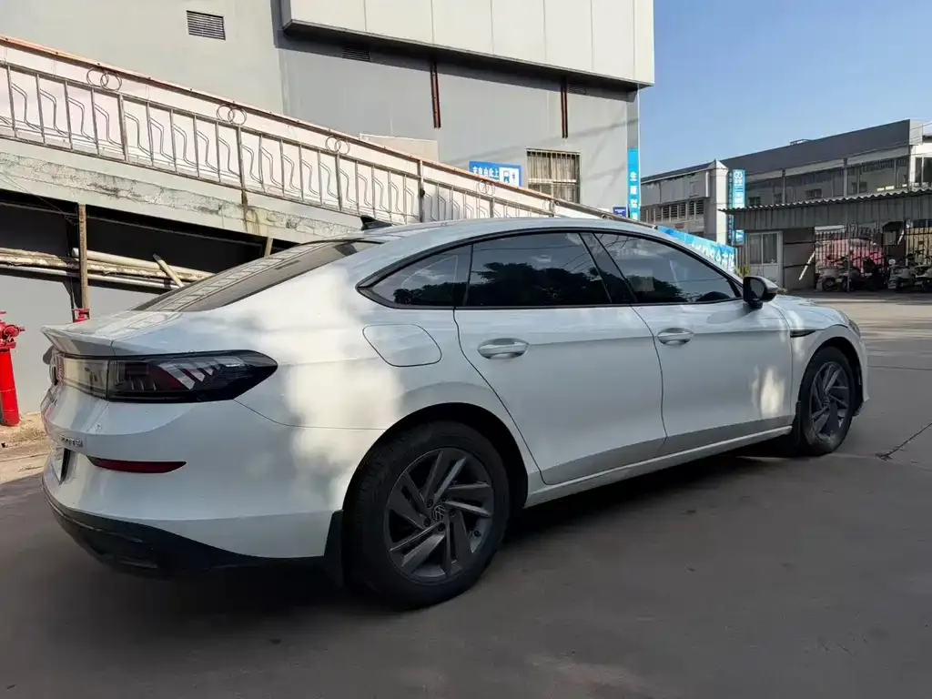 Volkswagen Lamando 2023 из CN, фото 3