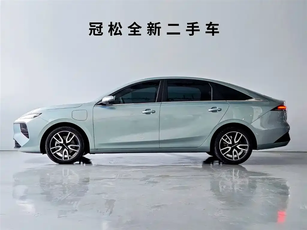 Roewe D6 — фото 5