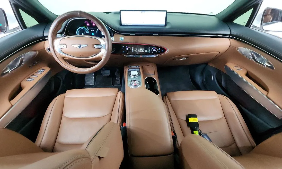Genesis GV70 — фото 10