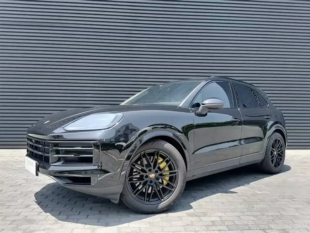 Porsche Cayenne — фото 1