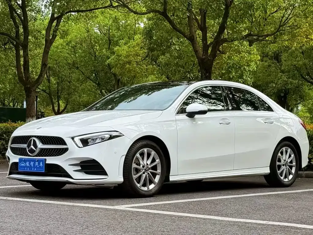 Mercedes-Benz A-Class — фото 1