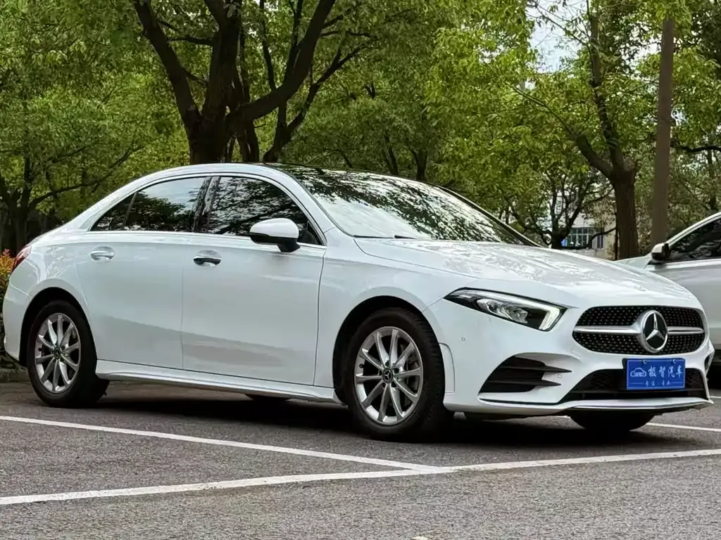 Mercedes-Benz A-Class — фото 6