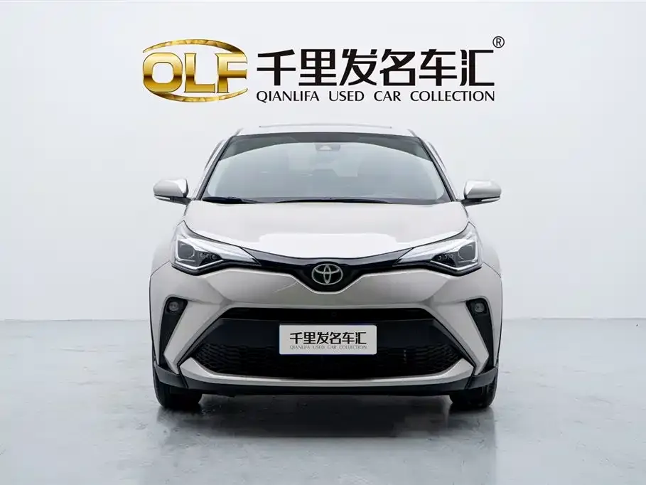 Toyota C-HR 2023 из CN, фото 4