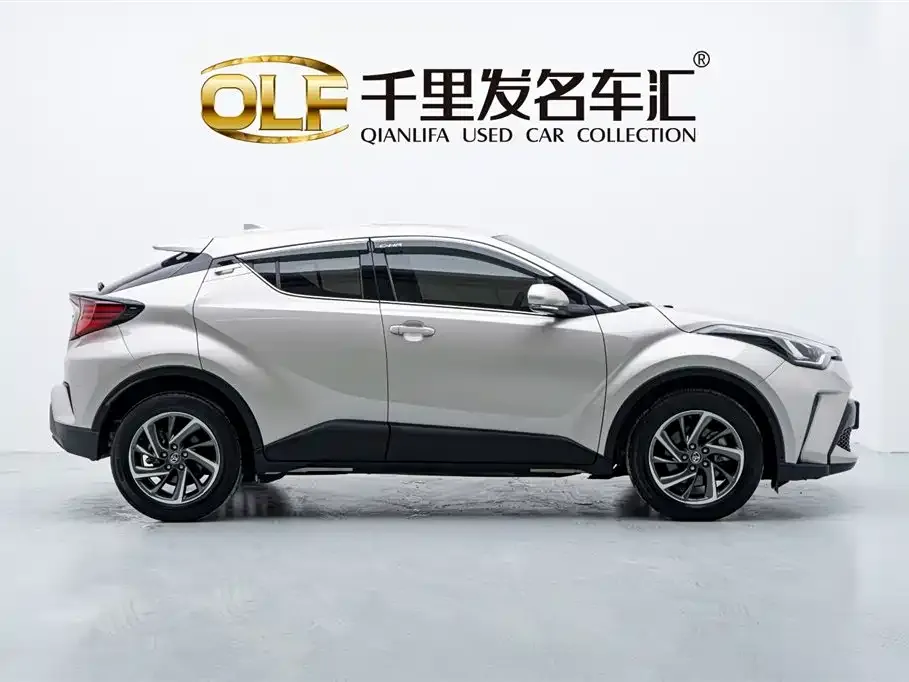 Toyota C-HR 2023 из CN, фото 9