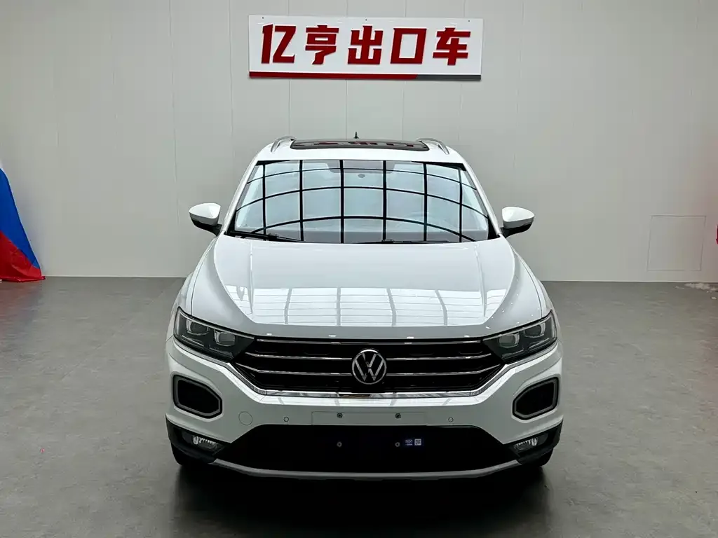 Volkswagen T-Roc — фото 2