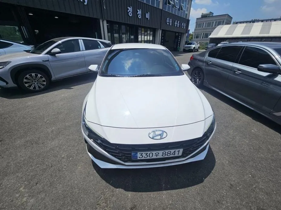 Hyundai AVANTE 2023 из KR, фото 5
