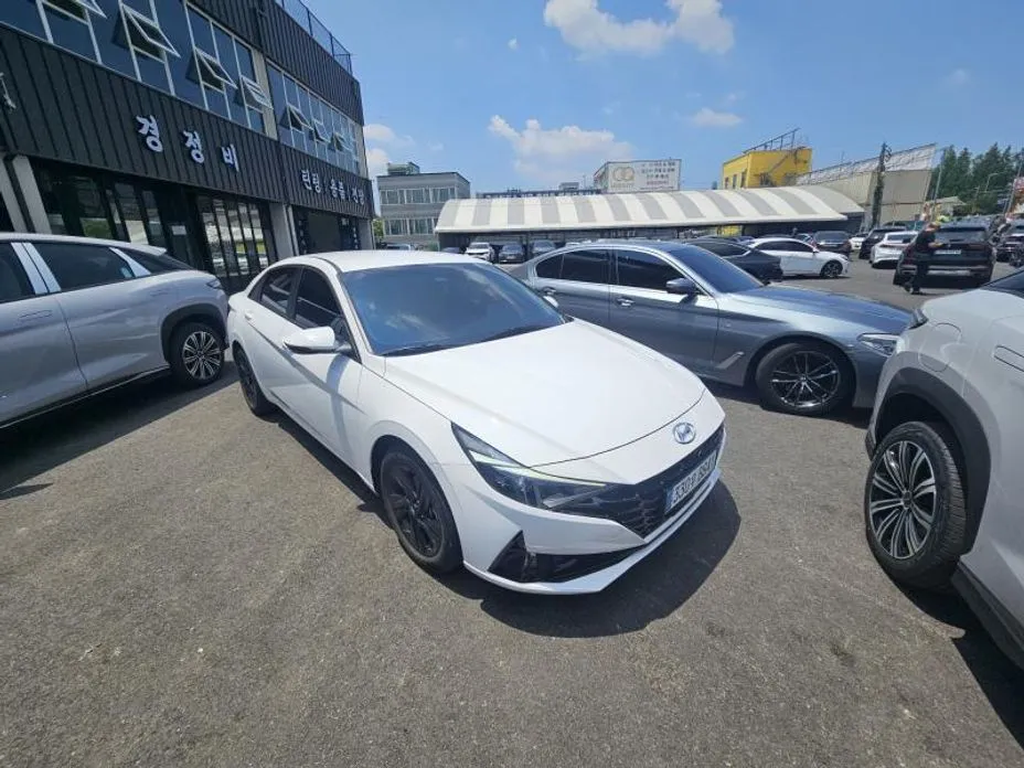 Hyundai AVANTE 2023 из KR, фото 10