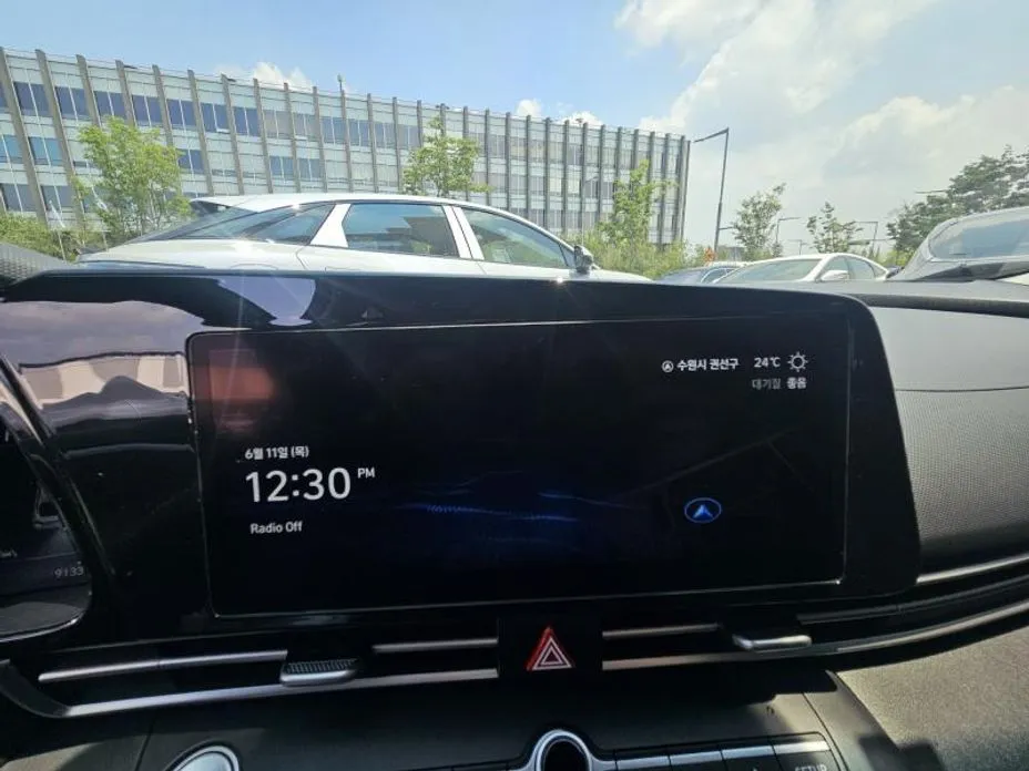 Hyundai AVANTE 2023 из KR, фото 2