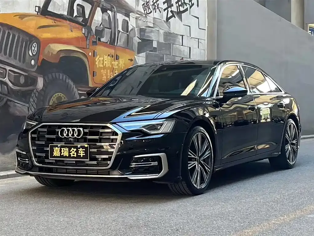 Audi A6L — фото 1