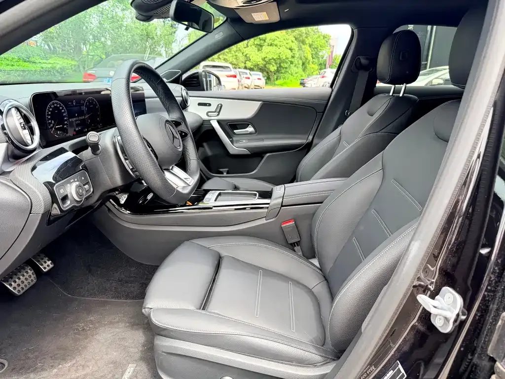 Mercedes-Benz A-Class AMG — фото 7