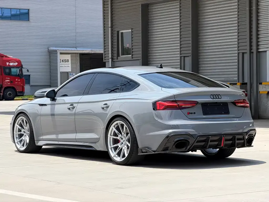 Audi RS 5 2023 из CN, фото 8