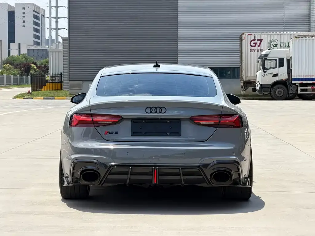 Audi RS 5 2023 из CN, фото 7