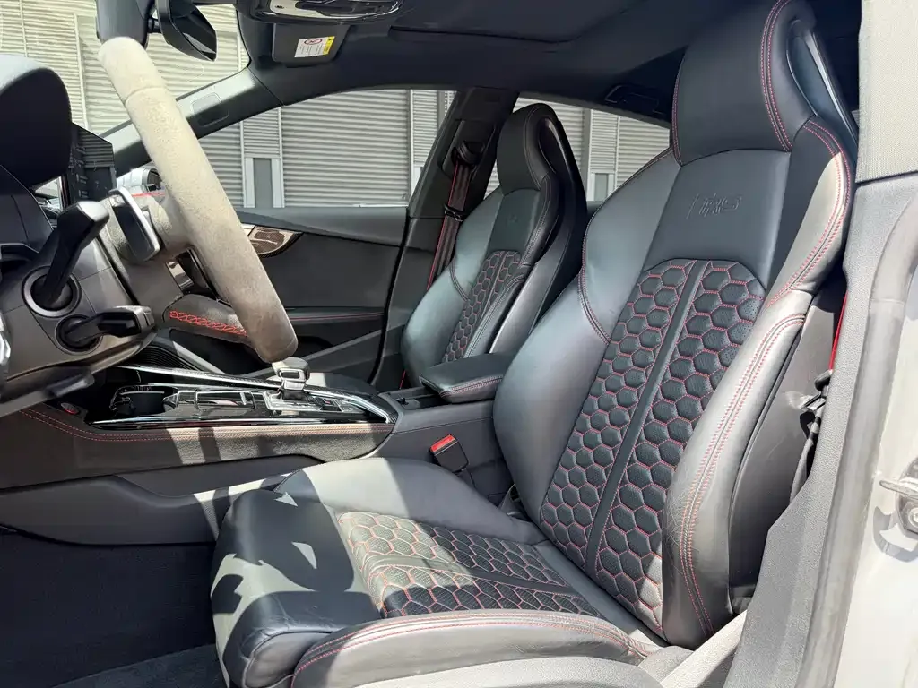 Audi RS 5 2023 из CN, фото 5