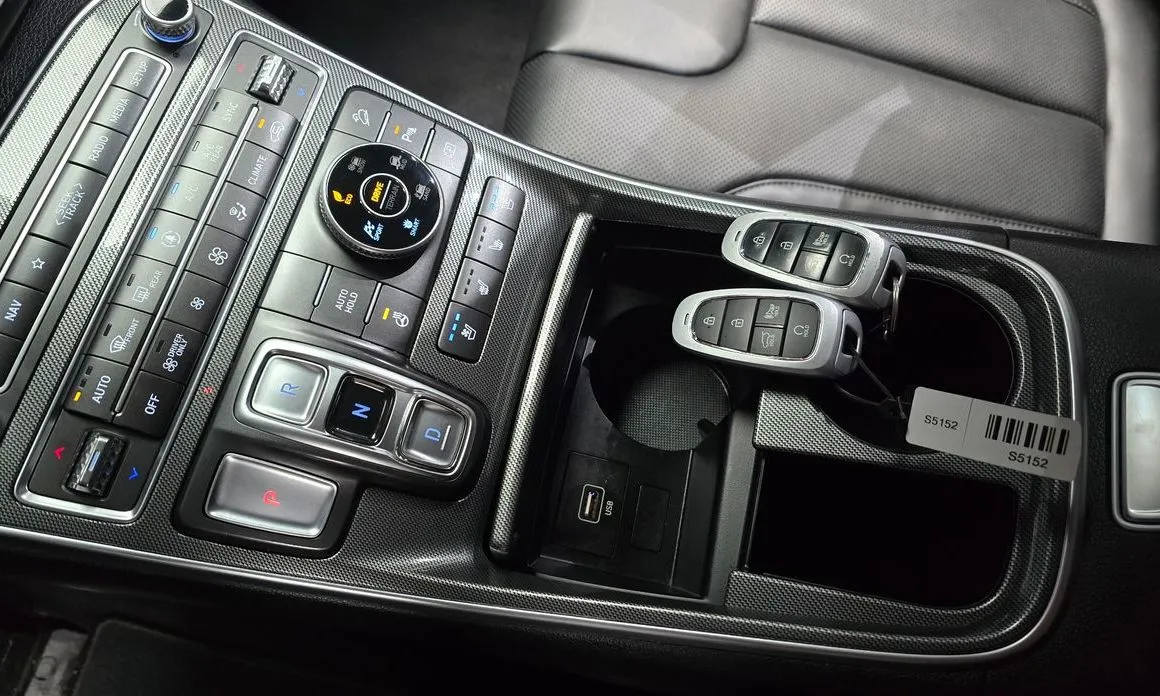 Hyundai Santafe 2023 из KR, фото 10