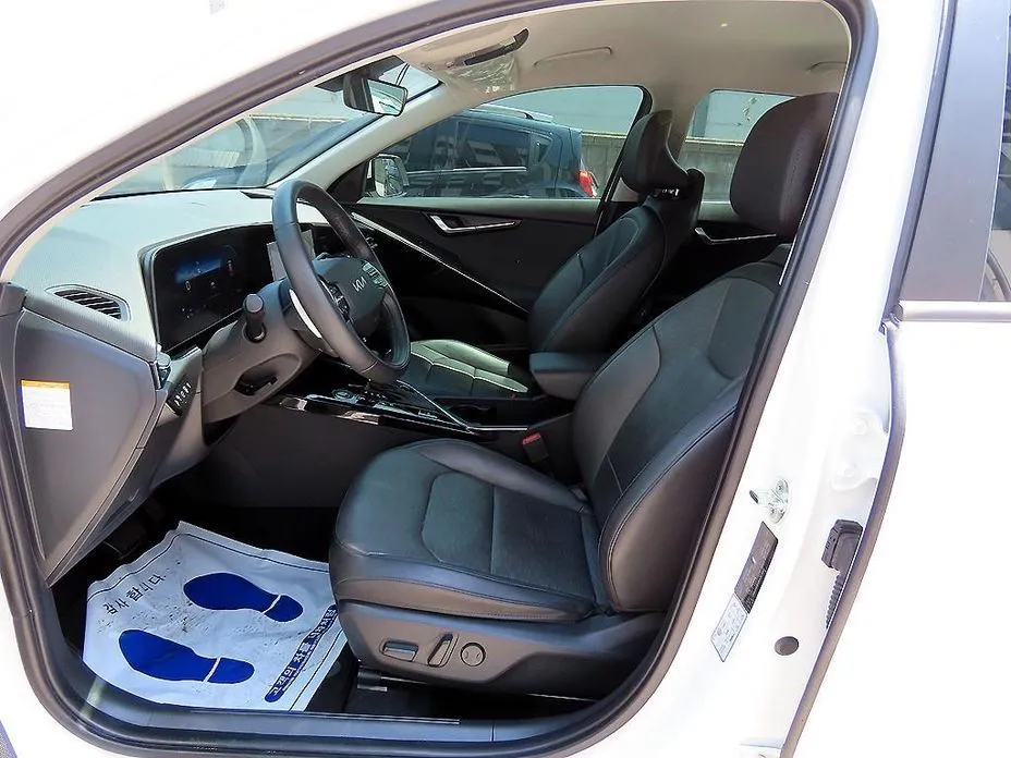 Kia Niro 2022 из KR, фото 2