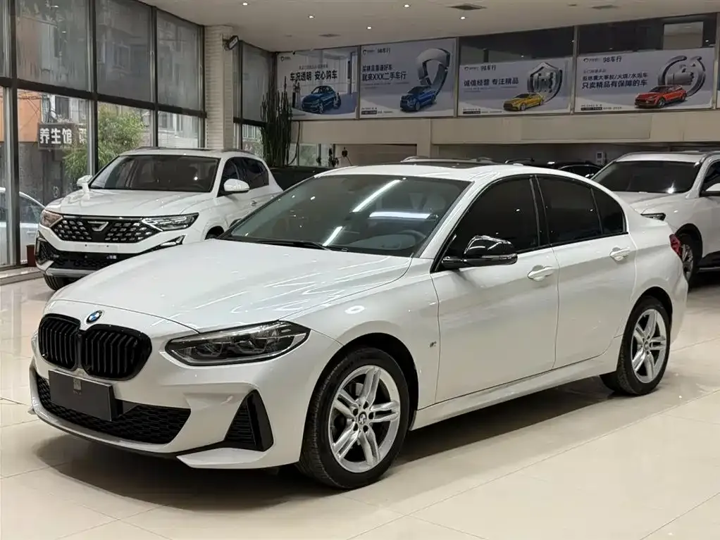 BMW 1 Series — фото 1
