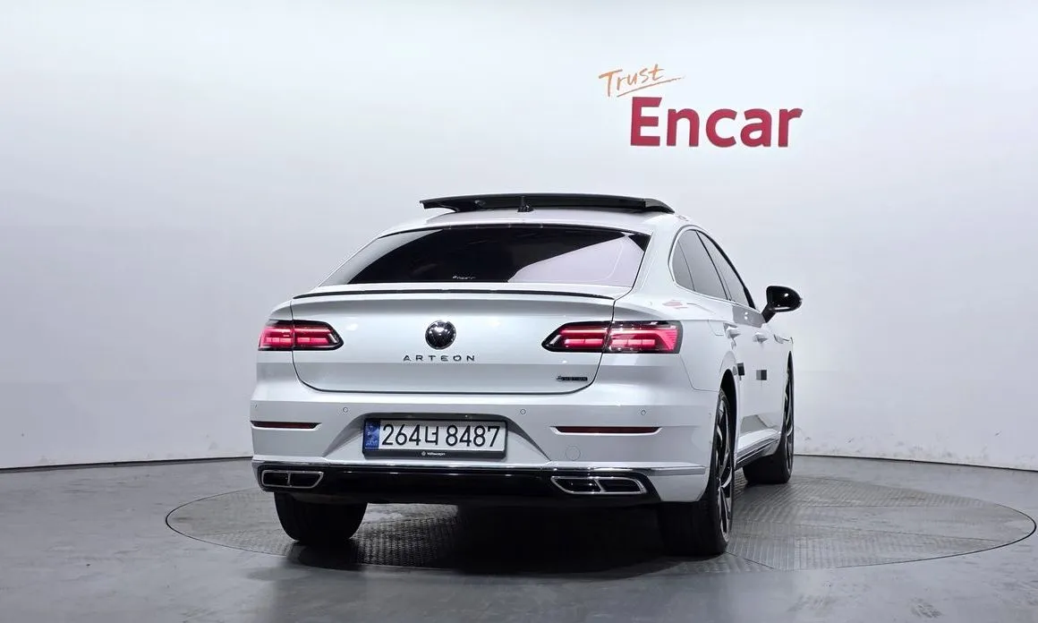 Volkswagen Arteon 2023 из KR, фото 2