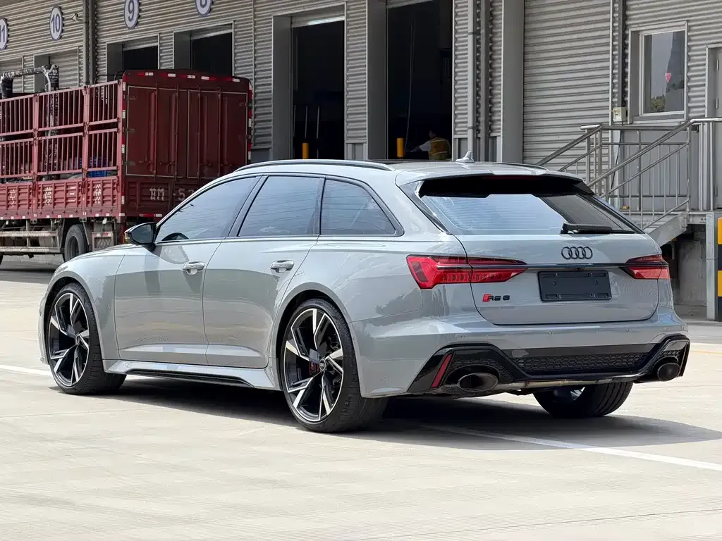 Audi RS 6 2021 из CN, фото 8