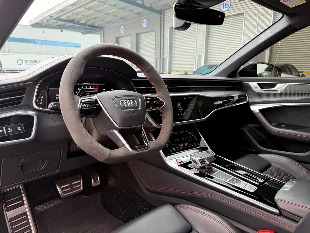 Audi RS 6 2021 из CN, фото 6