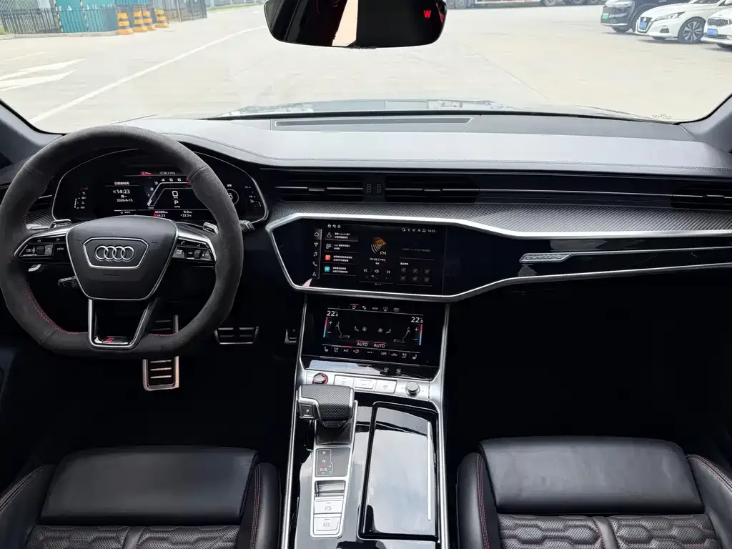 Audi RS 6 2021 из CN, фото 3
