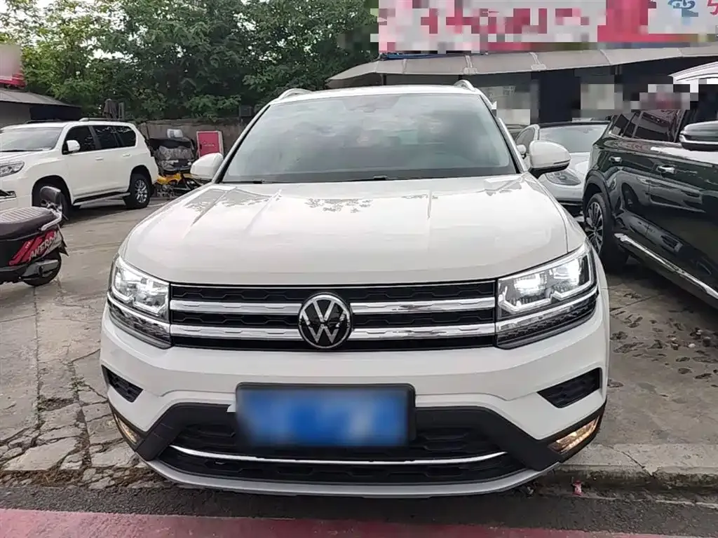 Volkswagen Tharu — фото 3
