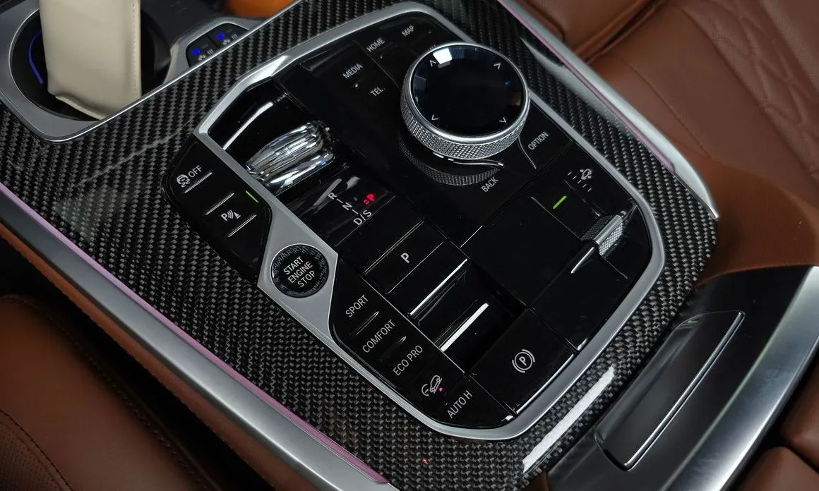 BMW X7 2025 из KR, фото 9