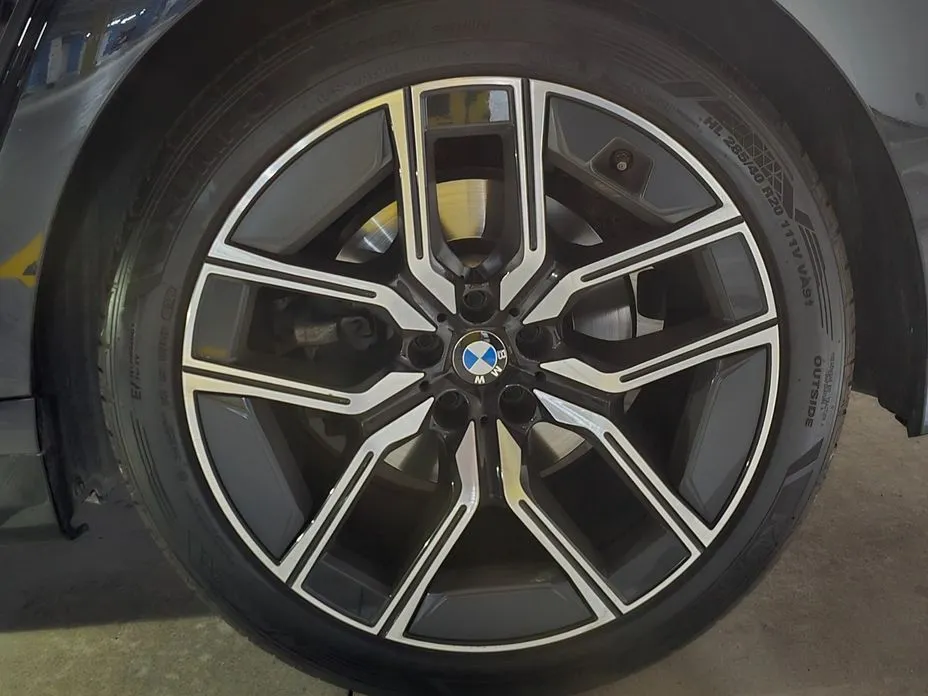 BMW 7-Series 2023 из KR, фото 8