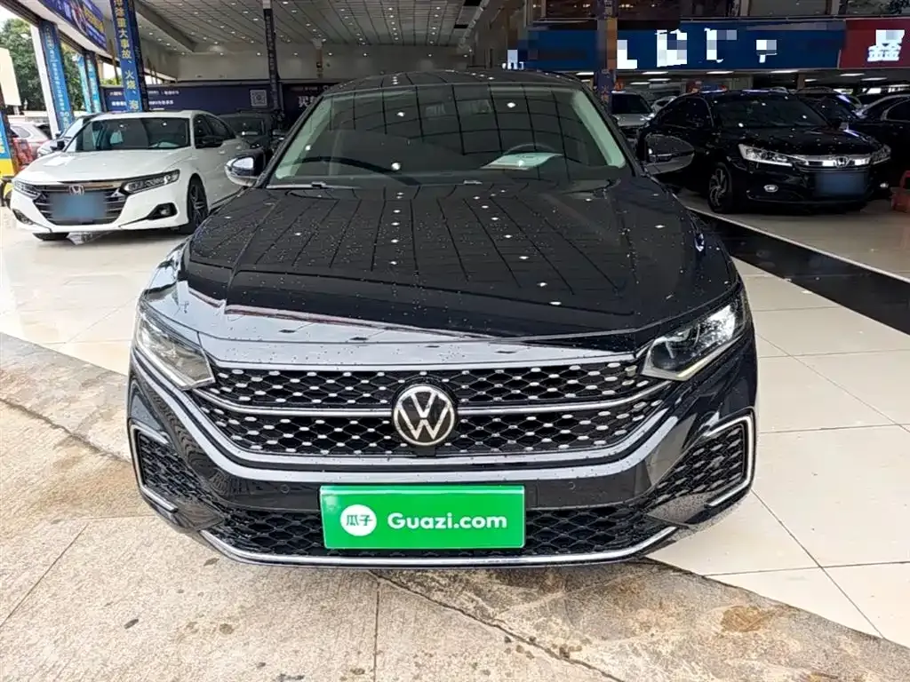 Volkswagen Passat — фото 10
